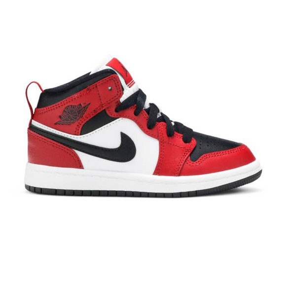 JORDAN 1 MID CHICAGO BLACK TOE GS | Size 6Y - Picture 1 of 11
